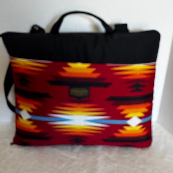 Pendleton Outdoor Packable Blanket 60x72" Red Short Sands Reversible Aztec Water - Picture 1 of 16